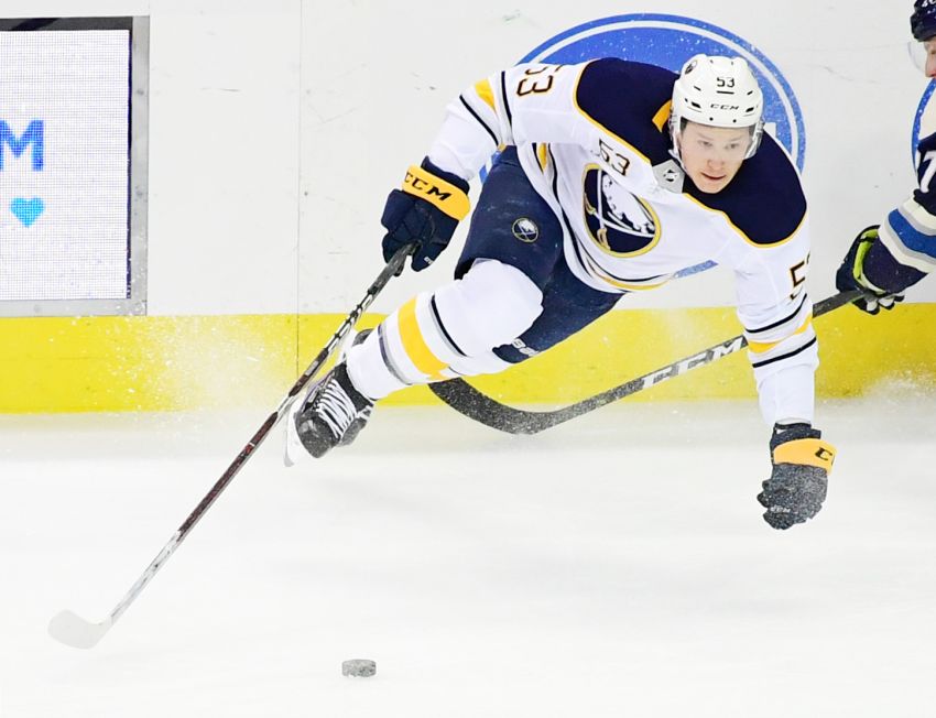 Sabres sign Jeff Skinner to eight-year contract extension