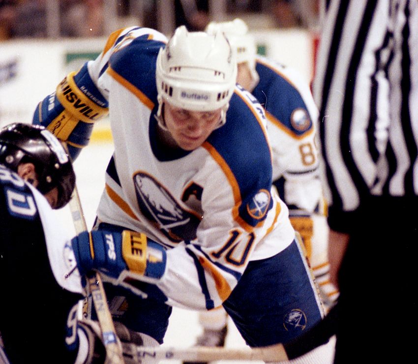 St. Louis Blues on X: Former Blue Dale Hawerchuk, who was