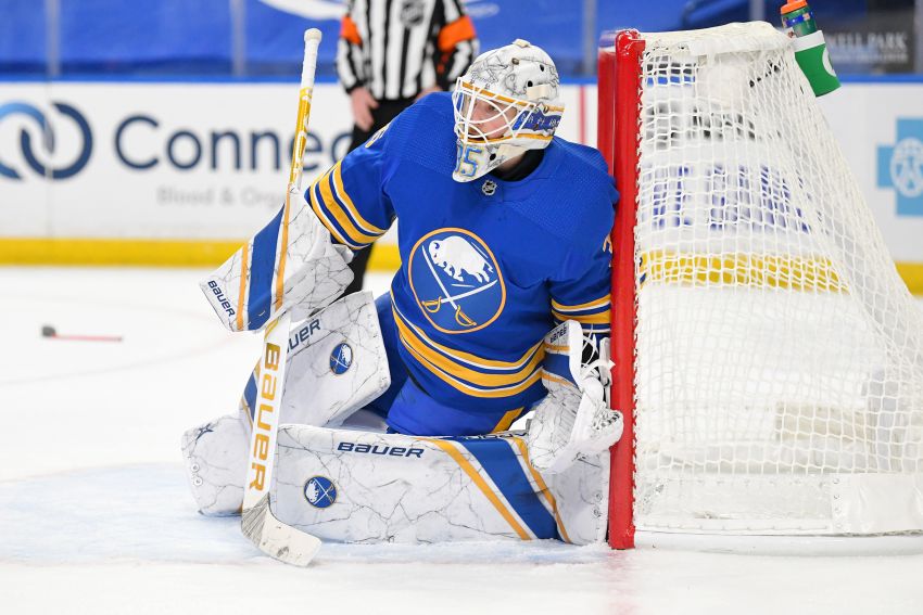 Sabres goalie Linus Ullmark missed games following death of father -  Buffalo Hockey Beat